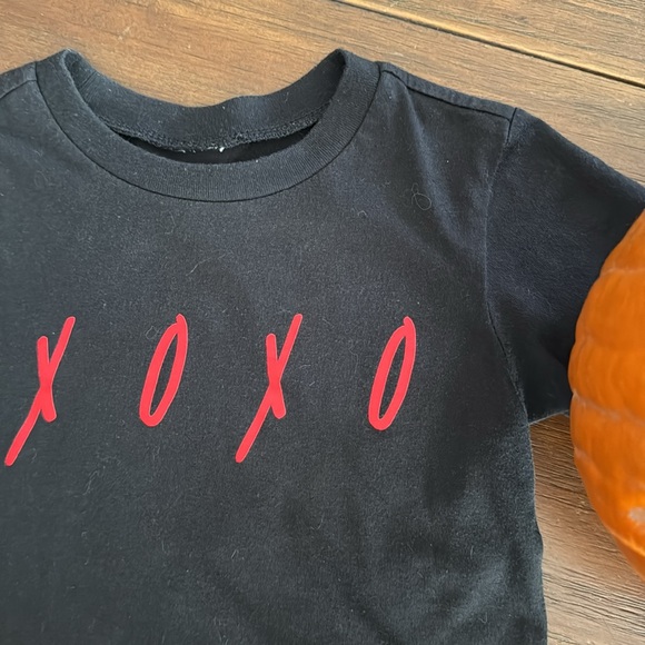XoXo toddler tee - Picture 3 of 4